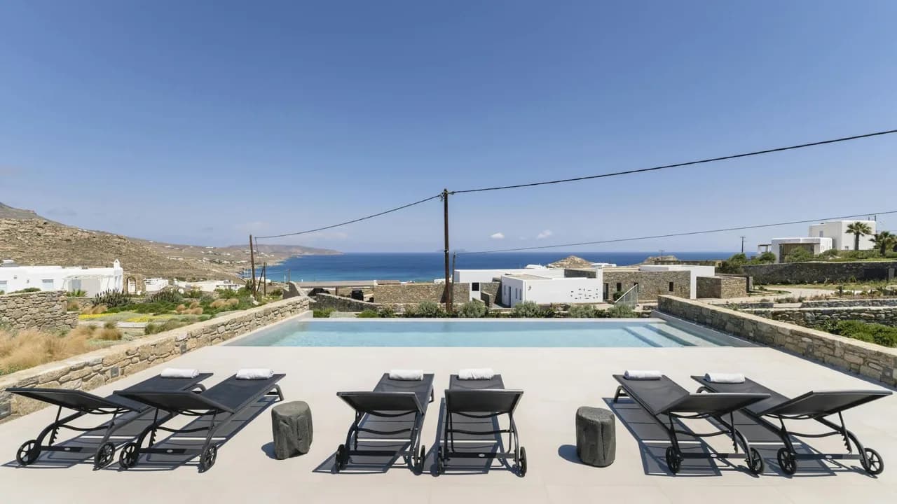 Romantic Retreat Overlooking Aegean Sea photo 4