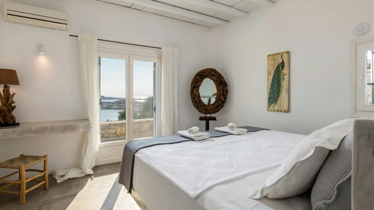 Sophisticated Stay With Breathtaking Scenery photo 3