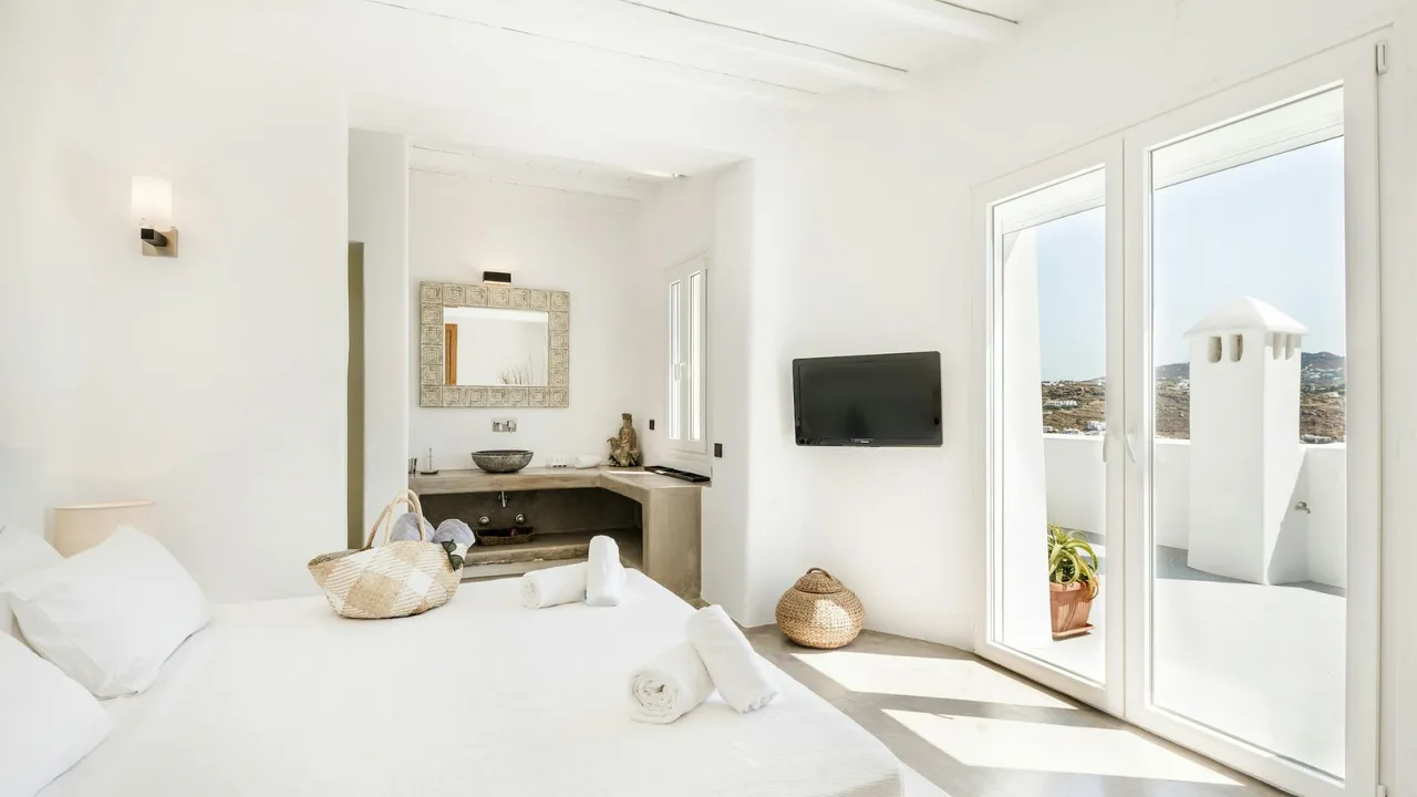 Lavish Agios Lazaros Hilltop Hideaway photo 3