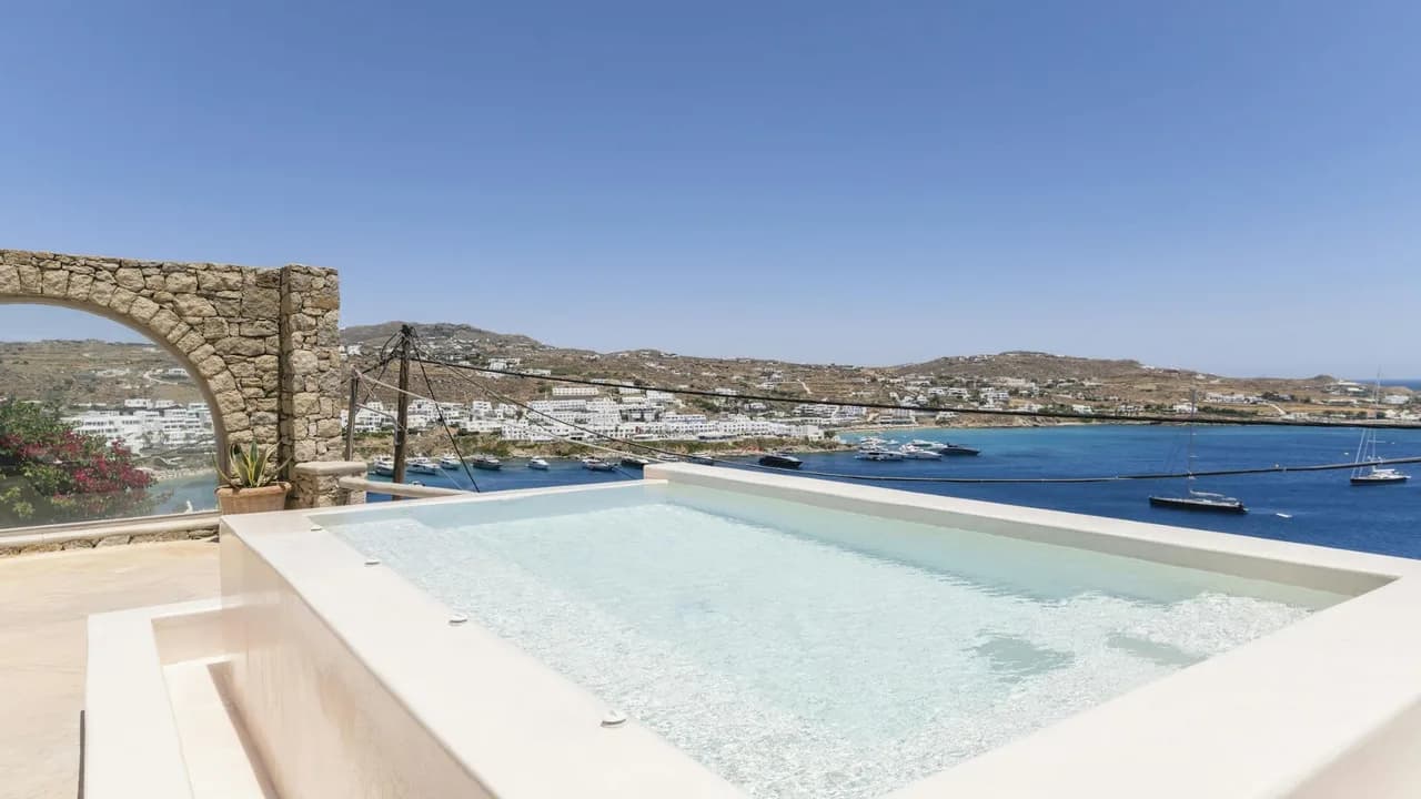 Lavish Agios Lazaros Hilltop Hideaway photo 4