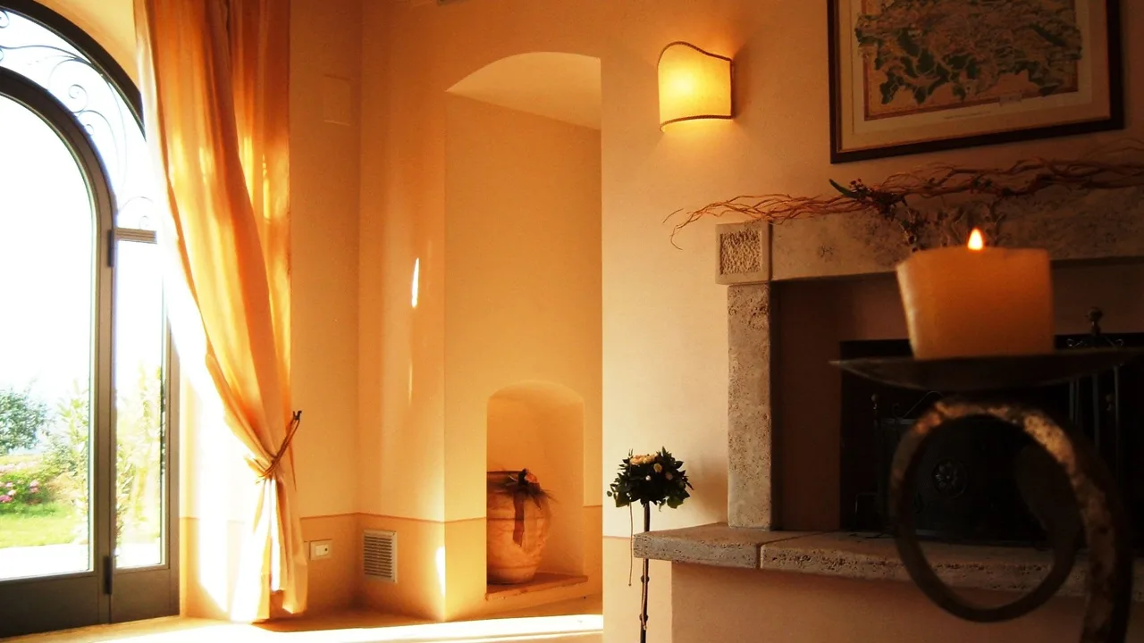 Exclusive Villa Overlooking Rolling Hills photo 2