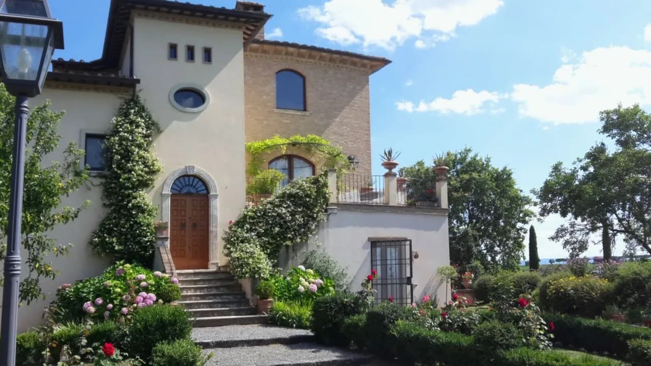 Exclusive Villa Overlooking Rolling Hills photo 5