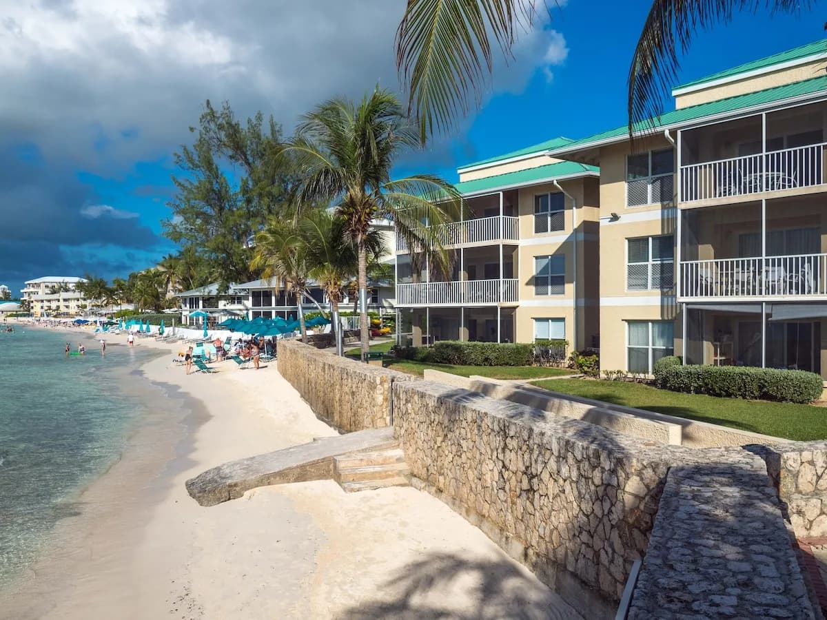 Ocean View Three Bedroom Condo in Cayman photo 3