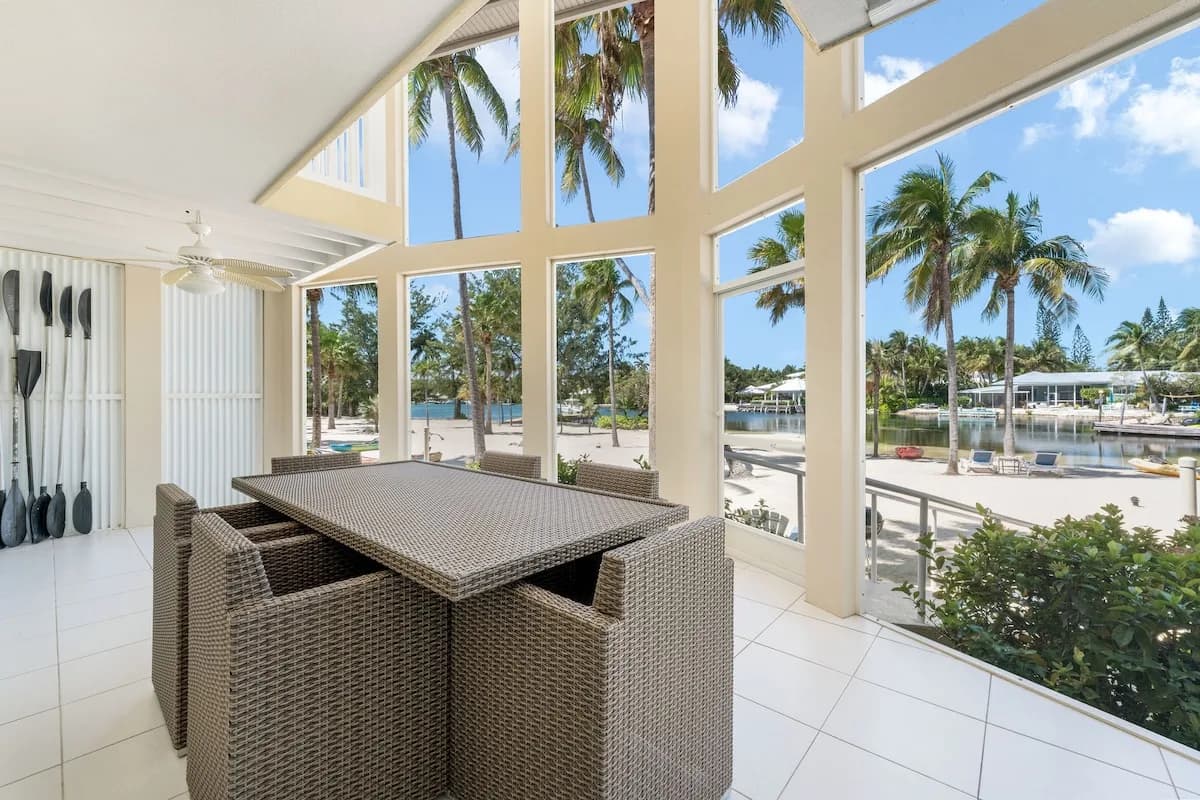 Ocean View Two Bedroom Villa in Cayman photo 2