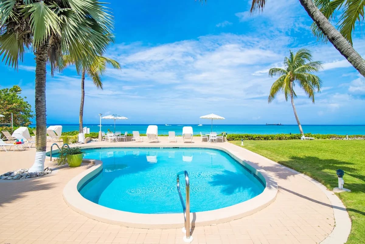Beachfront Oasis Two Bedroom Condo in Cayman photo 4