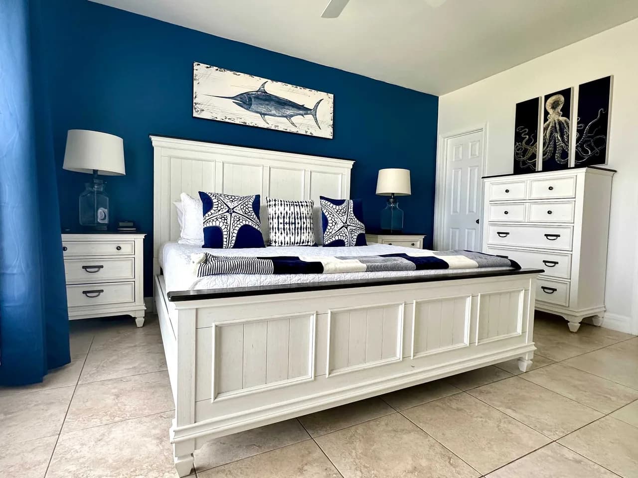 Direct Oceanfront Two Bedroom Villa in Cayman photo 3