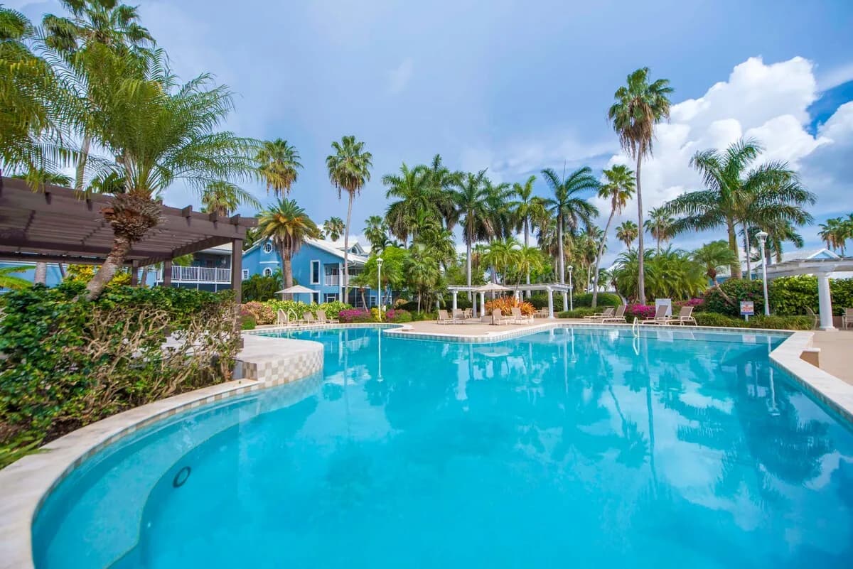 Canal Front Three Bedroom Condo in Cayman photo 3