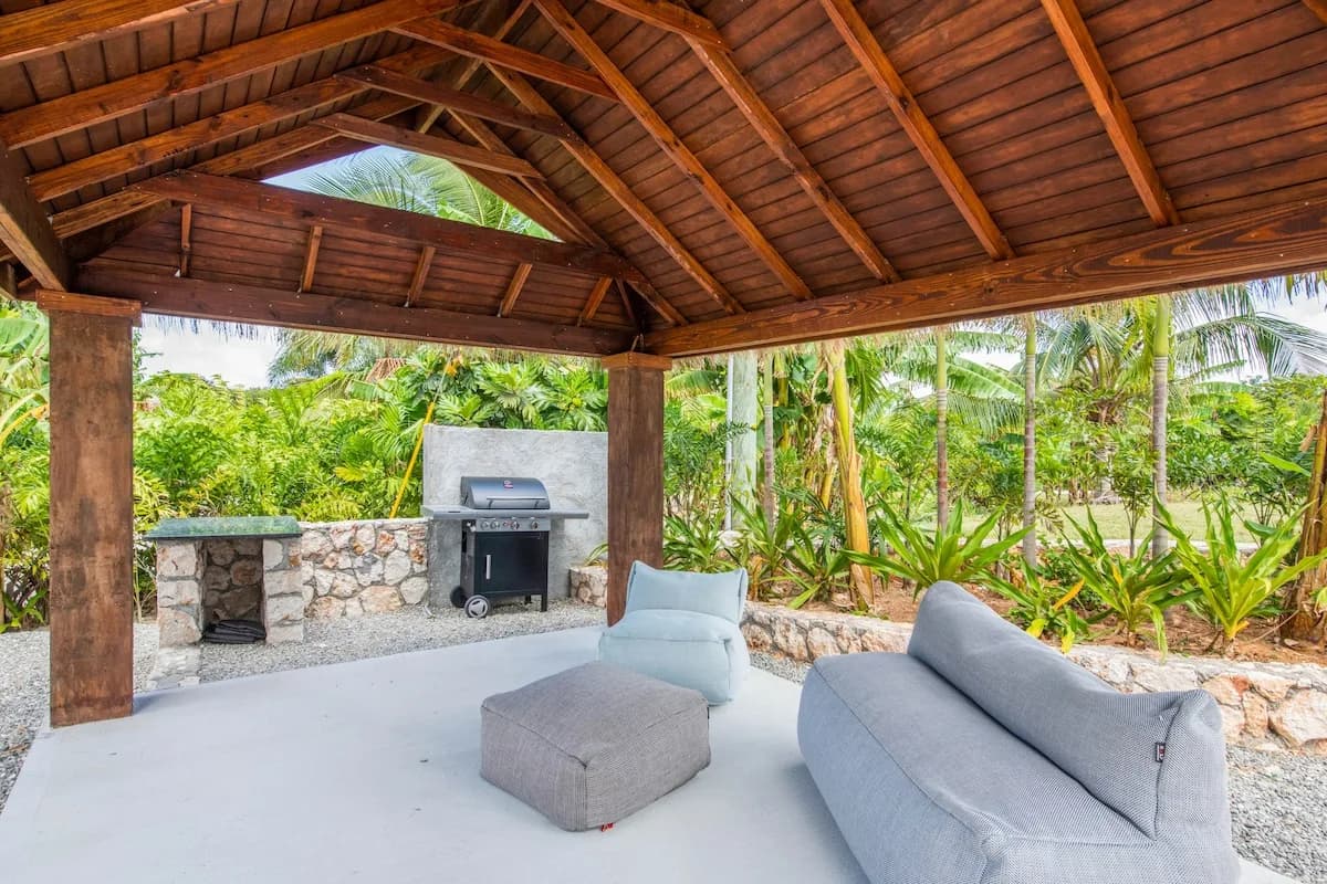 Private Pool Cottage in North Side Cayman photo 4