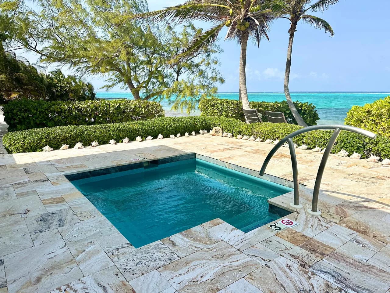 Oceanfront Four Bedroom Villa in East End Cayman photo 3