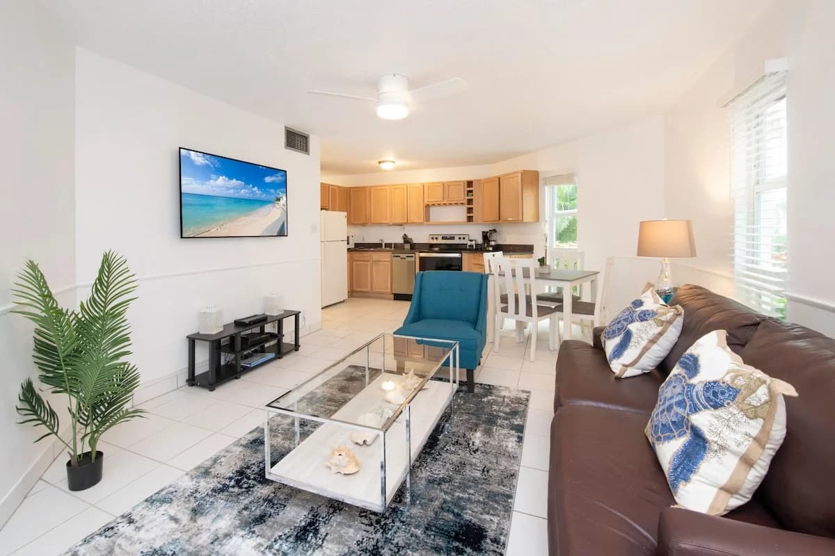 Ocean View One Bedroom Villa in Seven Mile Beach photo 3