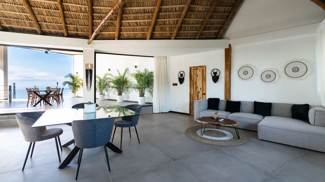 Peaceful Getaway With Ocean Views