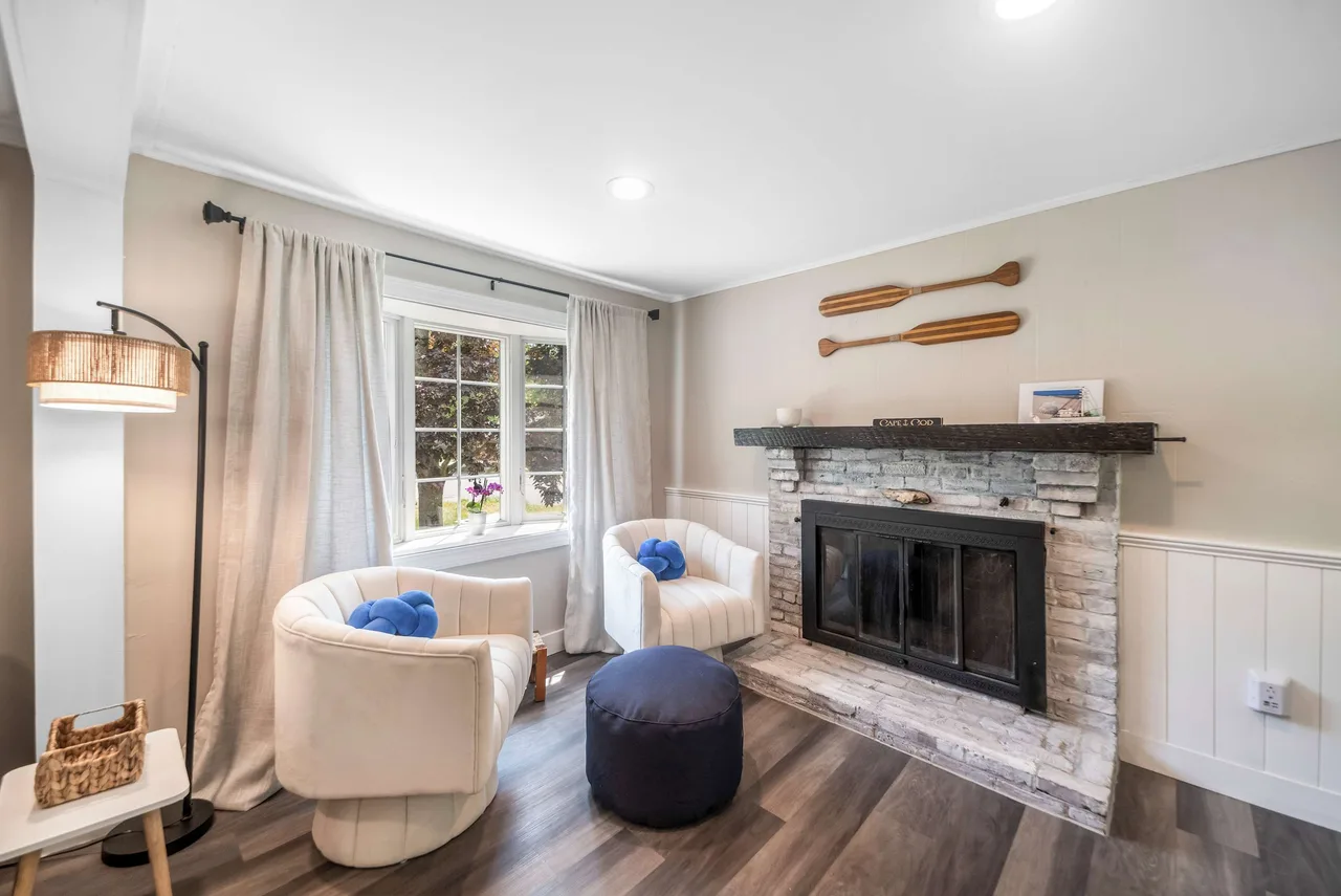Beachfront Retreat with Hot Tub in Yarmouth photo 5