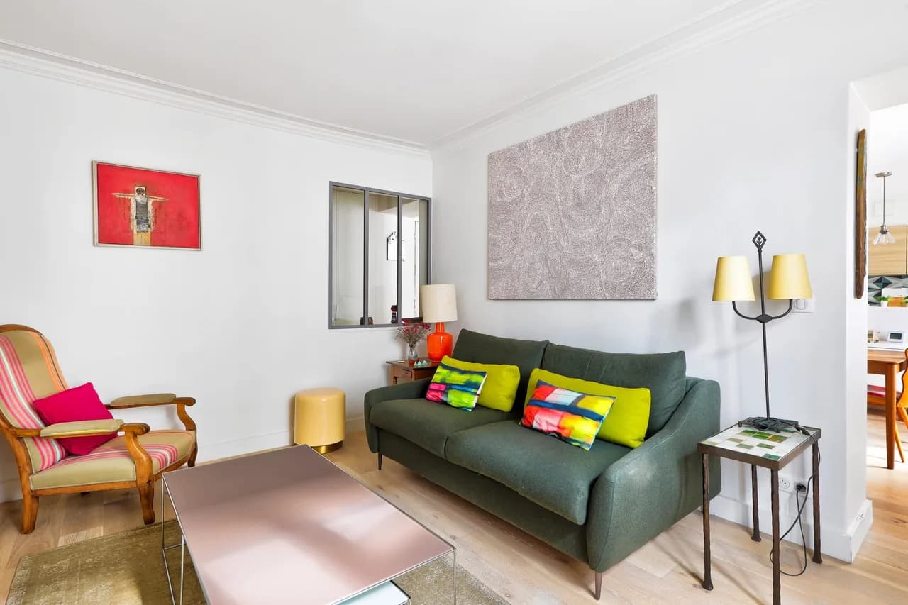 Serene One Bedroom Retreat in Paris photo 3