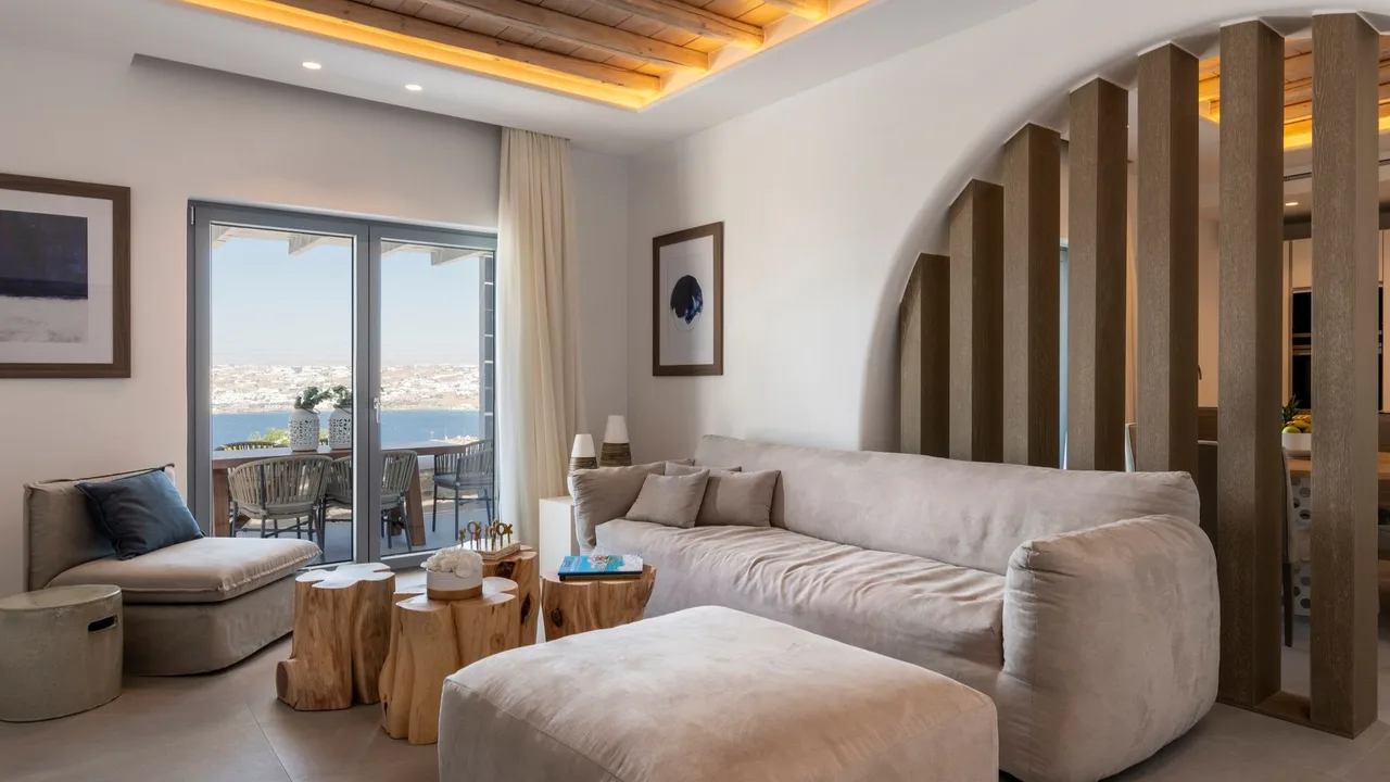 Elegant Estate Above Mykonos Town photo 2
