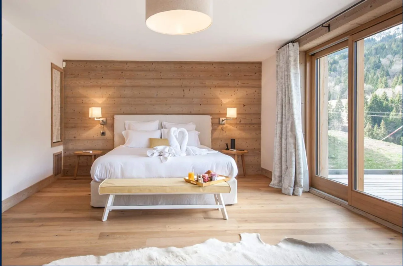 Contemporary Alpine Retreat In Meribel photo 3