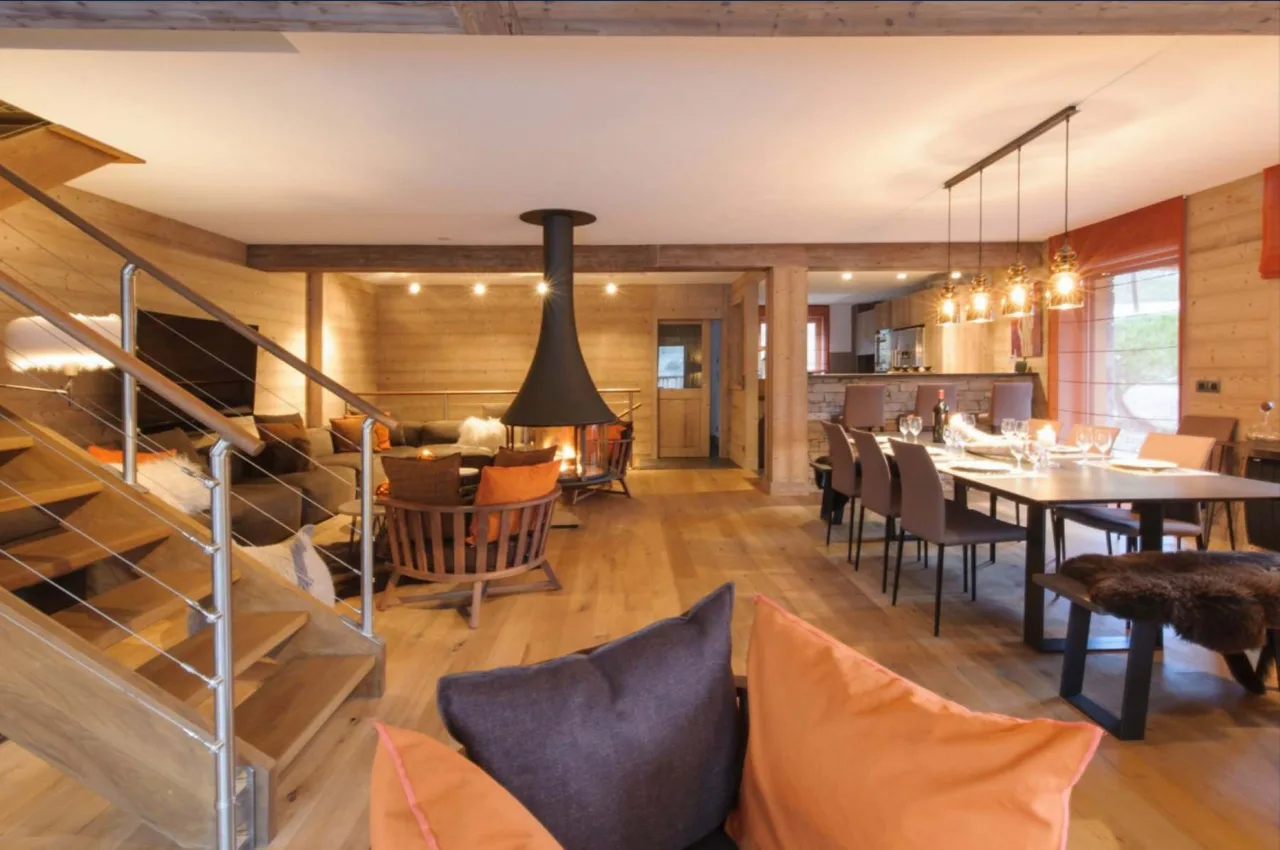 Contemporary Alpine Retreat In Meribel photo 5