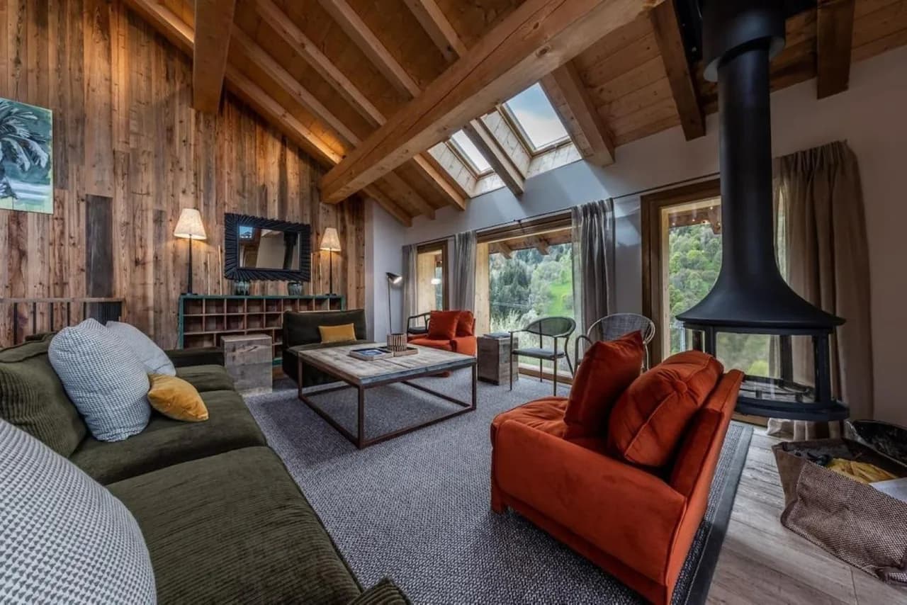 Meribel Luxe Mountain Chalet photo 2