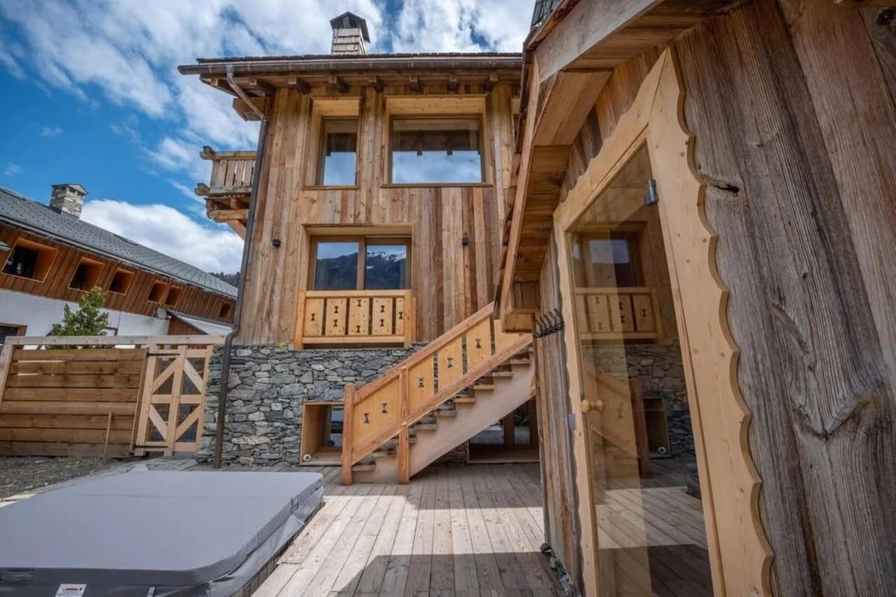 Meribel Luxe Mountain Chalet photo 5