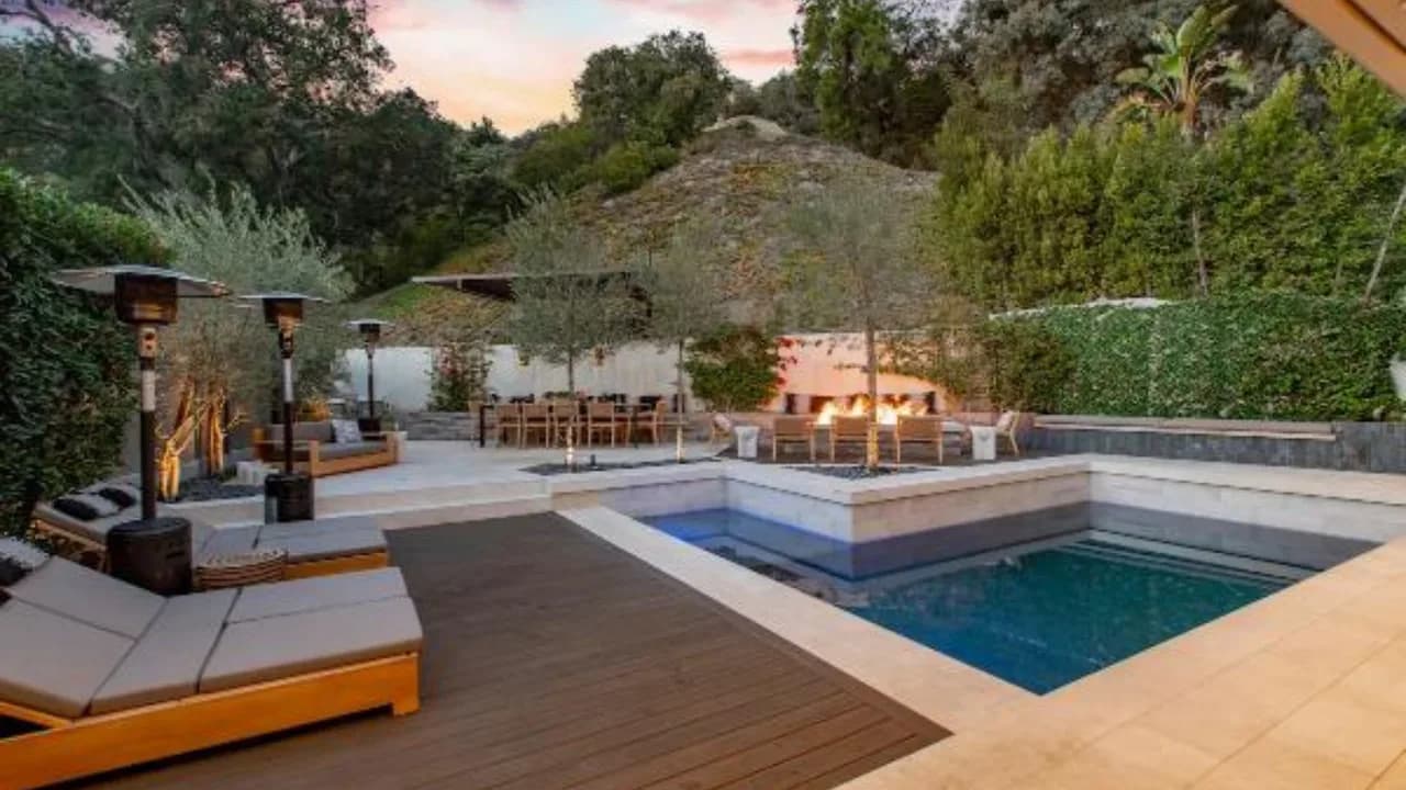 Hollywood Hills Modern Luxury Retreat photo 4