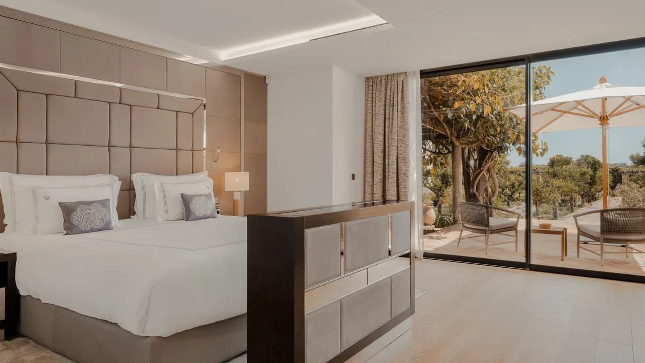 Luxury Fortress With Exclusive Access photo 3