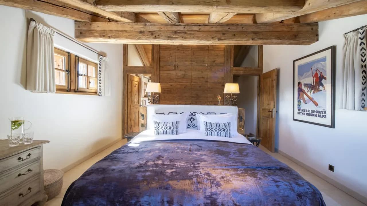 Luxury Chalet with Mountain Views photo 3
