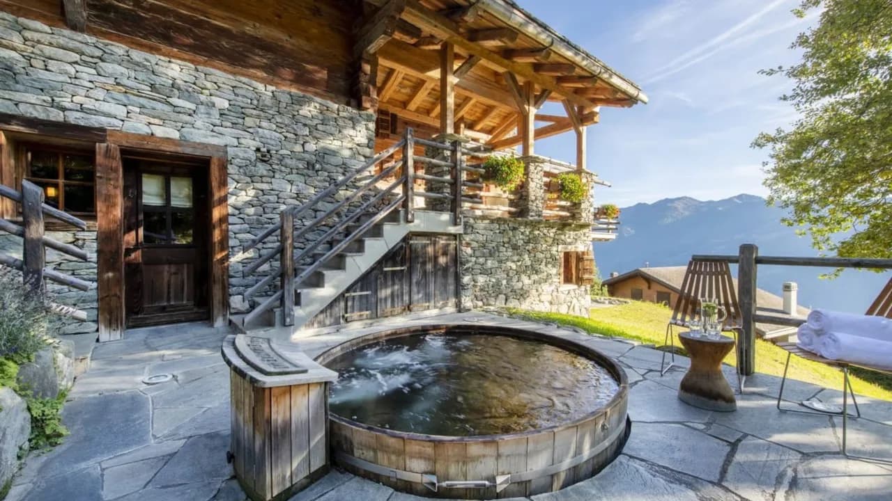 Luxury Chalet with Mountain Views photo 4