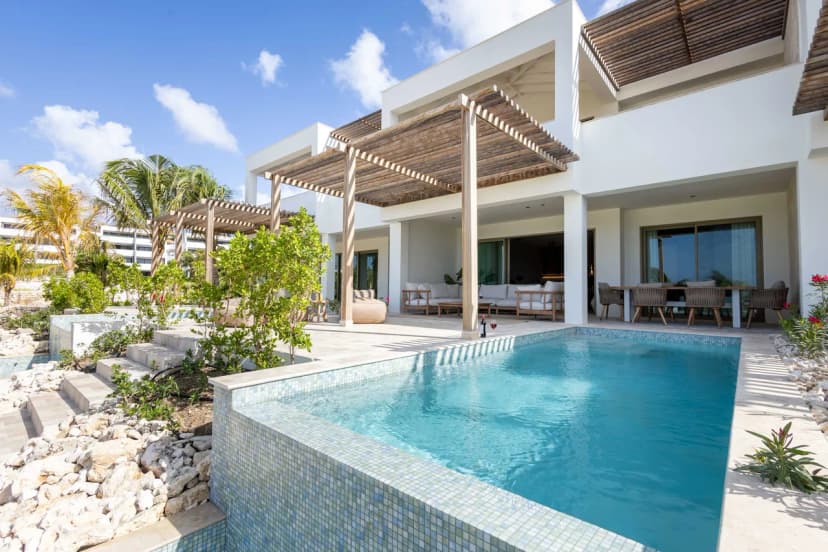 The Reef Superior Apartement with Private Pool