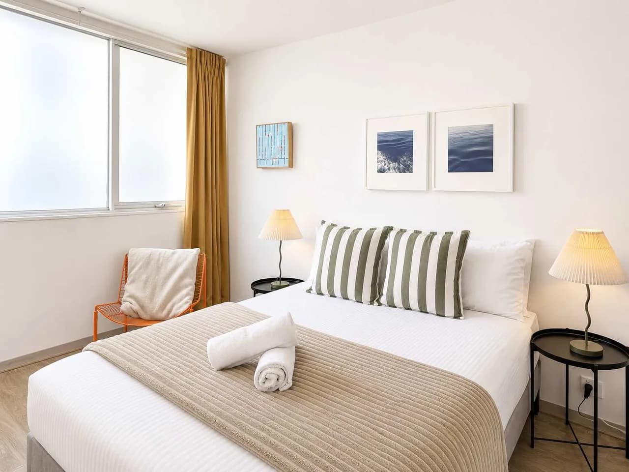 Comfortable One Bedroom Retreat in Victoria photo 2