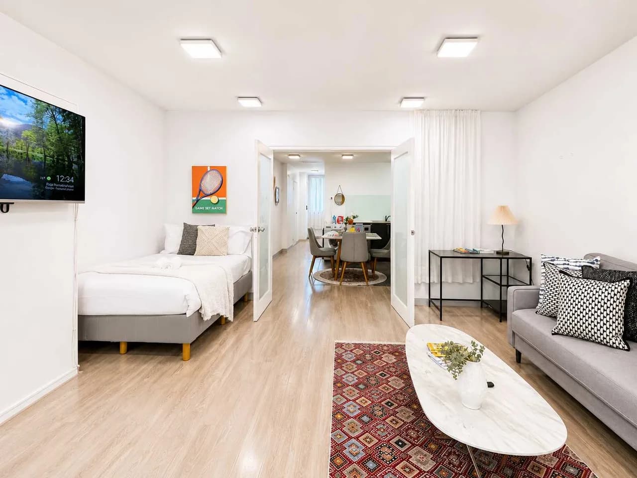 Comfortable One Bedroom Retreat in Victoria photo 4