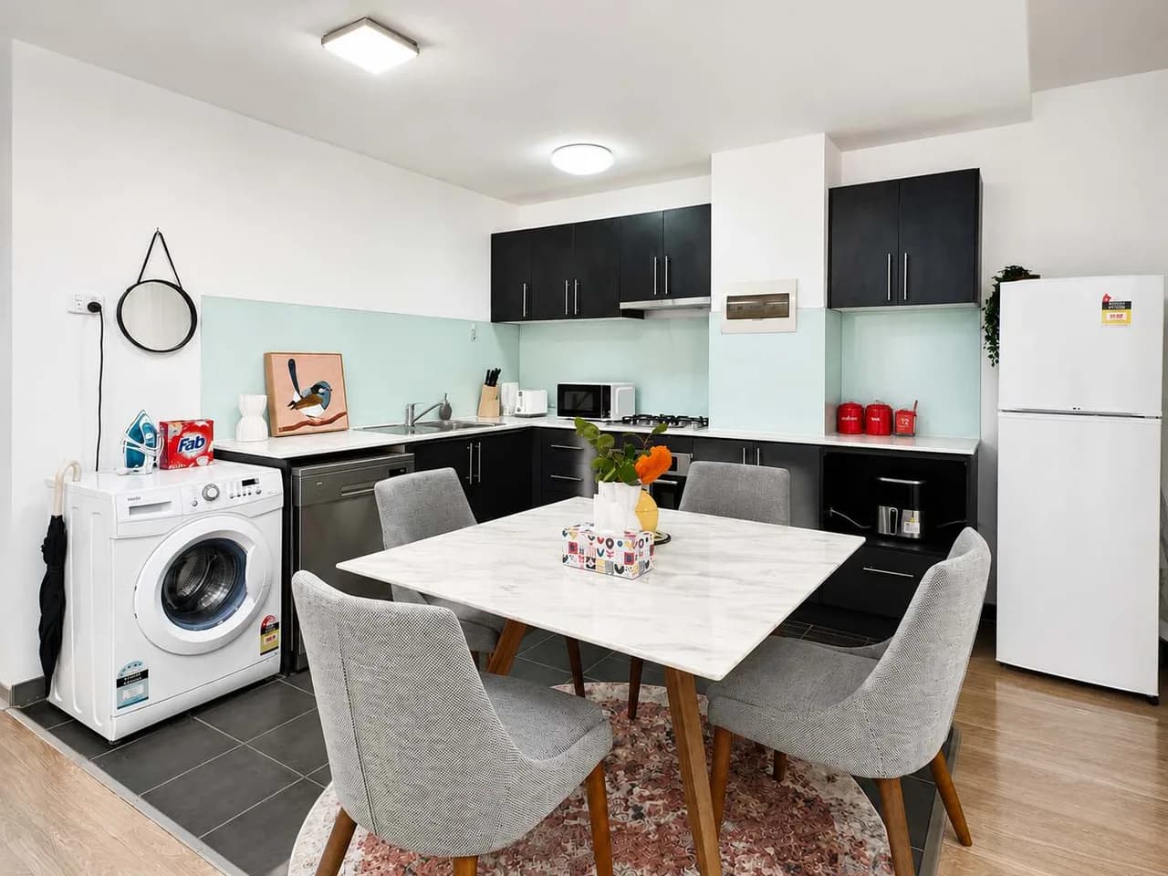 Comfortable One Bedroom Retreat in Victoria photo 5