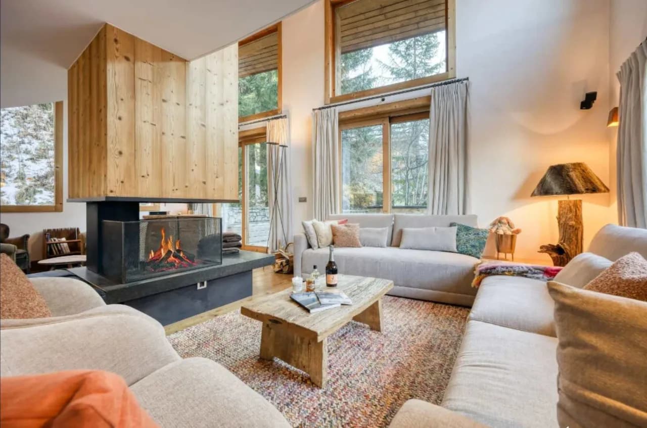 Glass Pinnacle Chalet photo 2