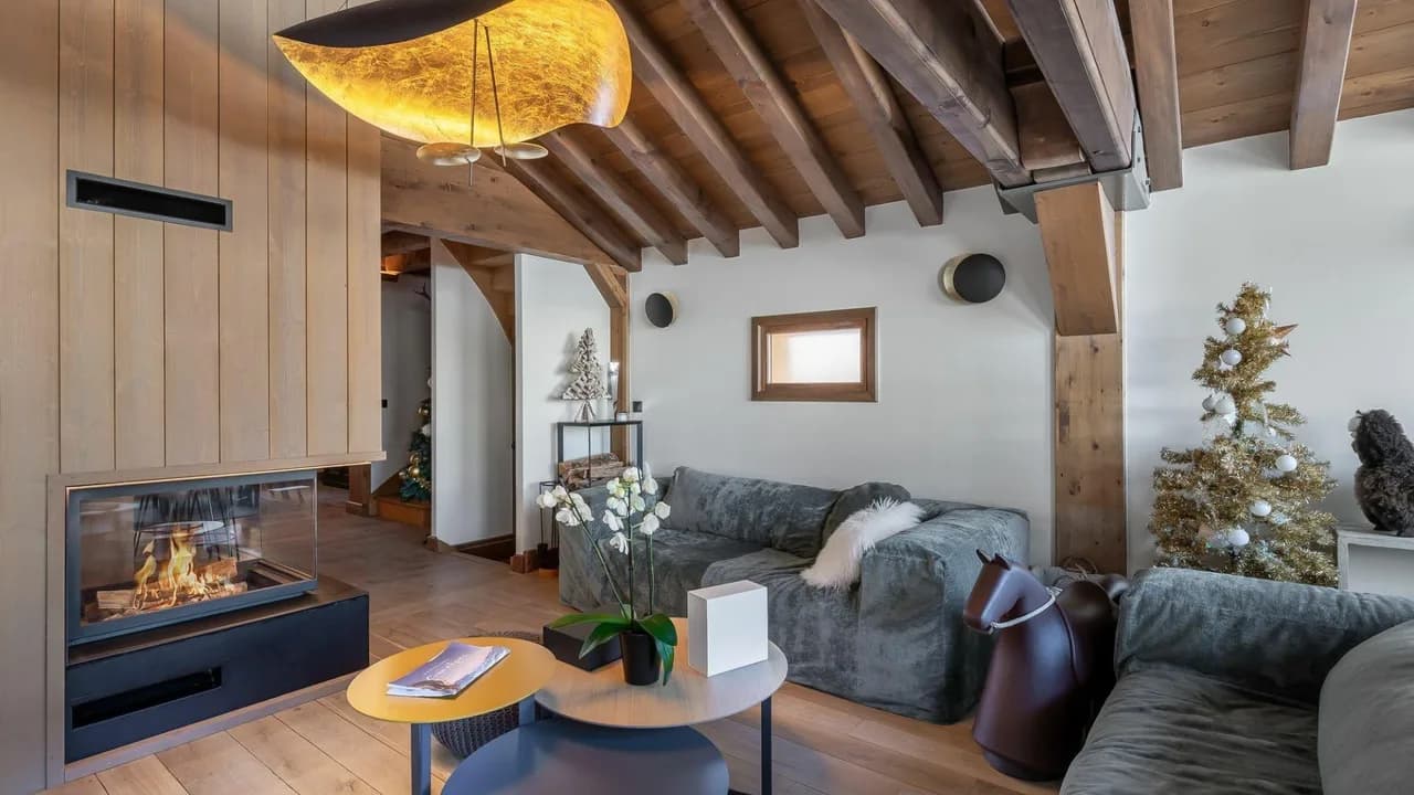 Elegant Courchevel Retreat With Sauna