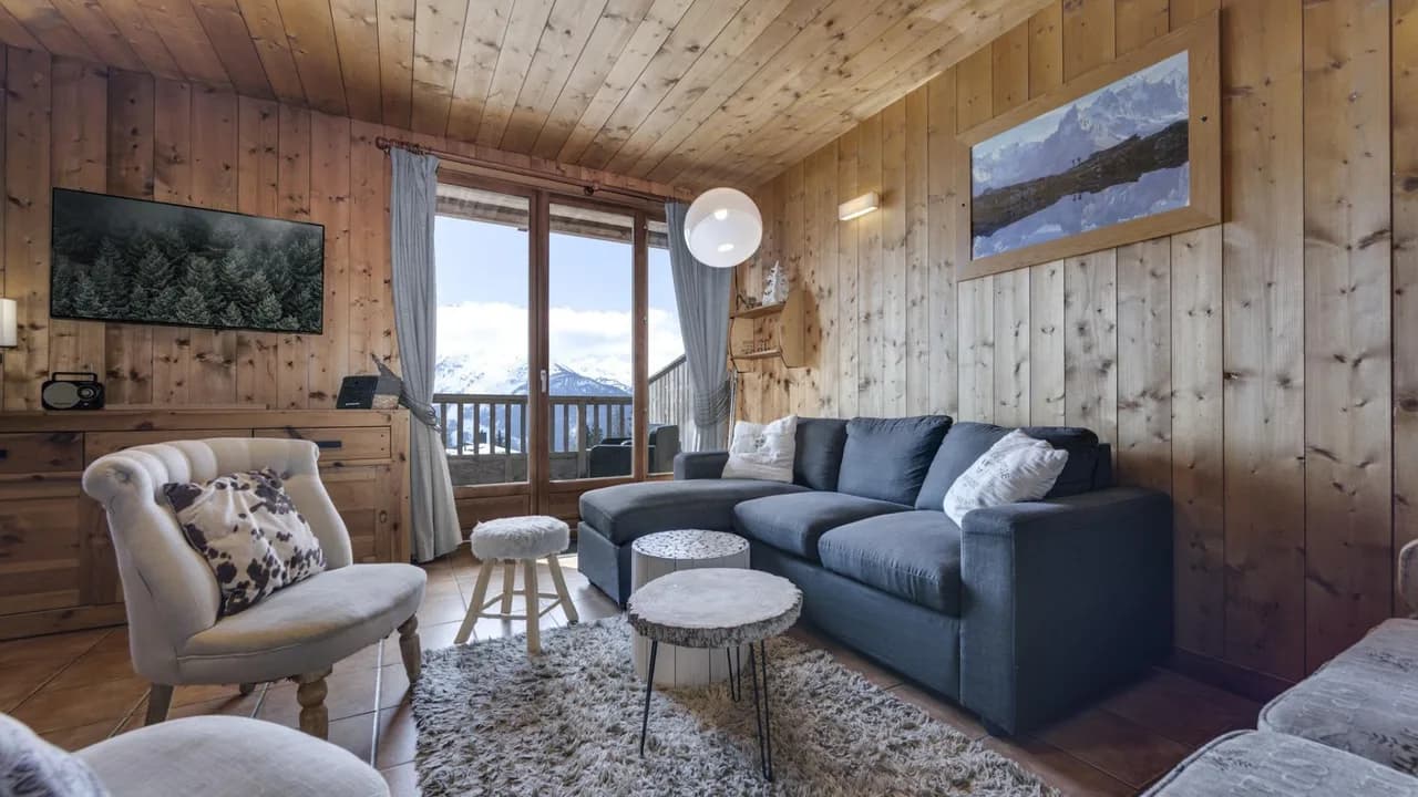 Spacious Chalet Overlooking Mont Pourri photo 2