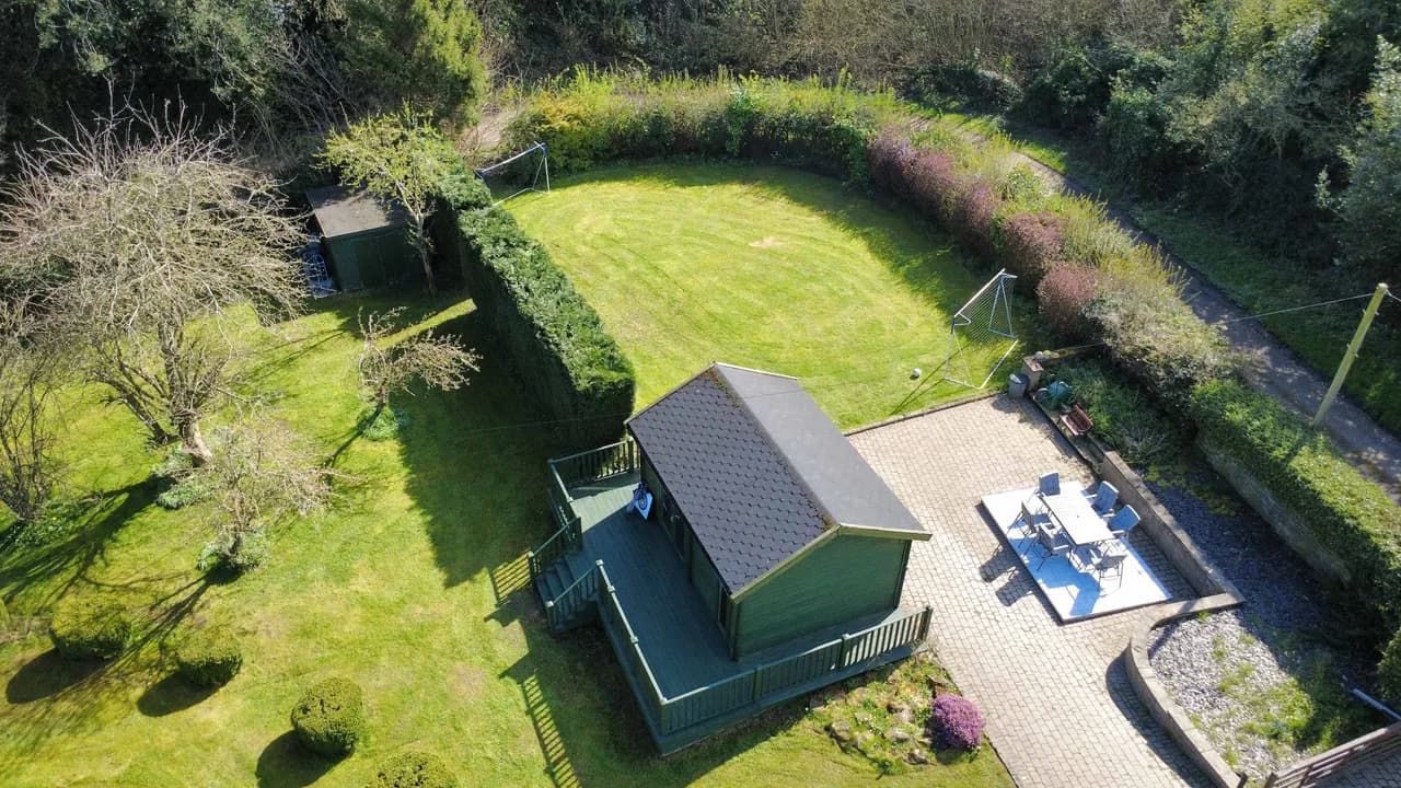 Riverside Six Bedroom Villa in Eckington photo 4