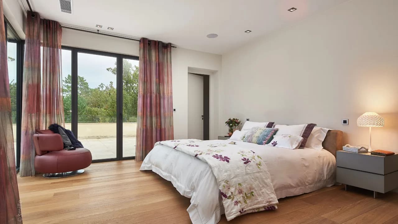 Contemporary Villa in Tourrettes Hills photo 3