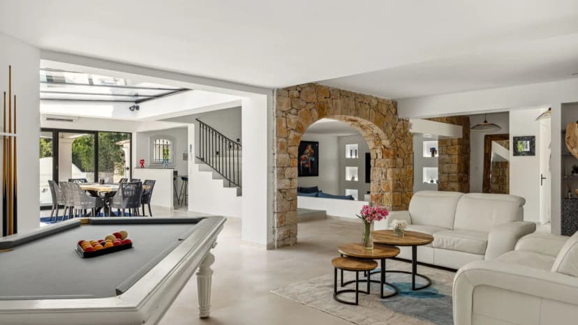 Peaceful Villa Near Historic Mougins