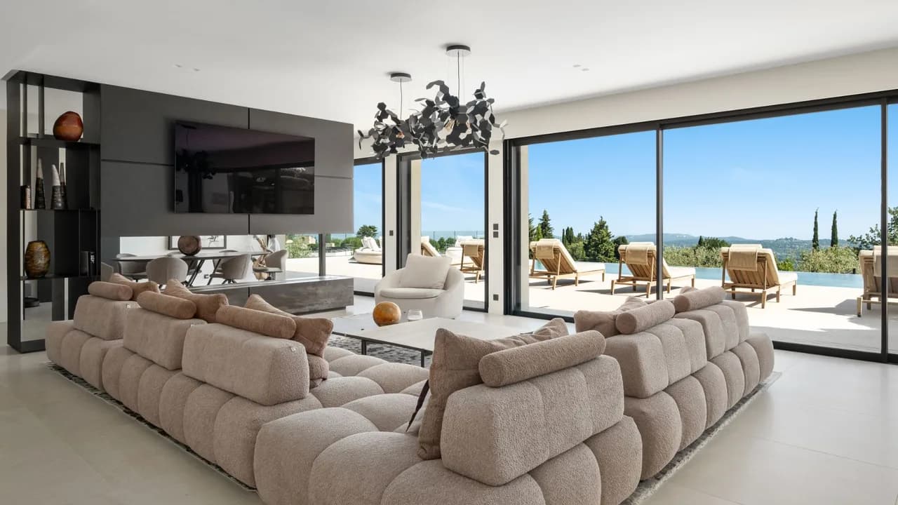 Modern Villa Near Cannes Coast photo 2