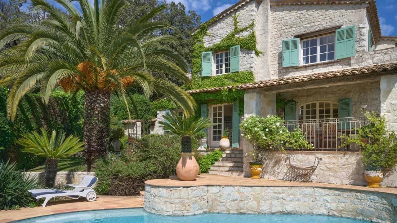 Scenic Getaway in Saint-paul-de-vence photo 5