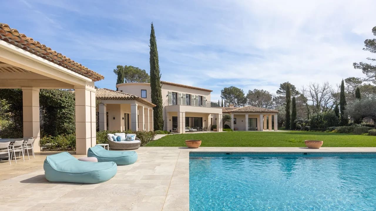 Peaceful Luxury In Tourrettes Hills photo 5