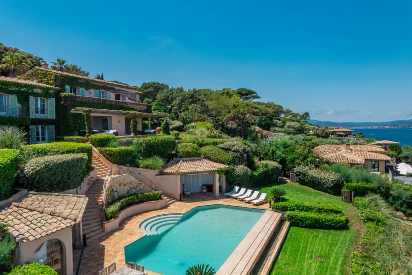 Peaceful Oasis Overlooking Saint-Tropez