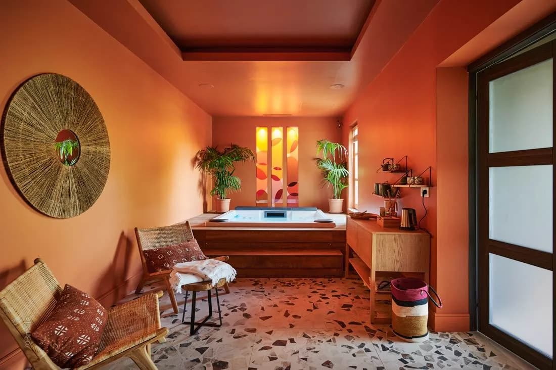 Tranquil 7BR Villa Pool and Spa photo 4