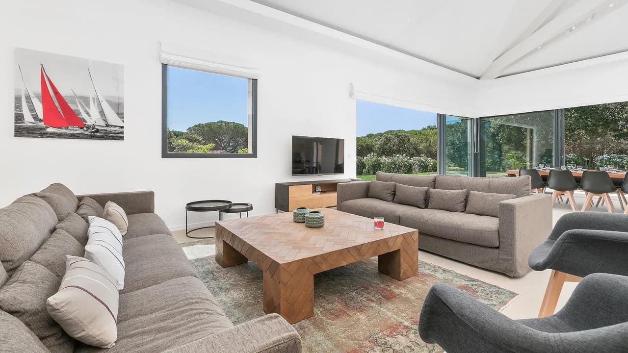 Stylish Ramatuelle Villa With Heated Pool photo 2
