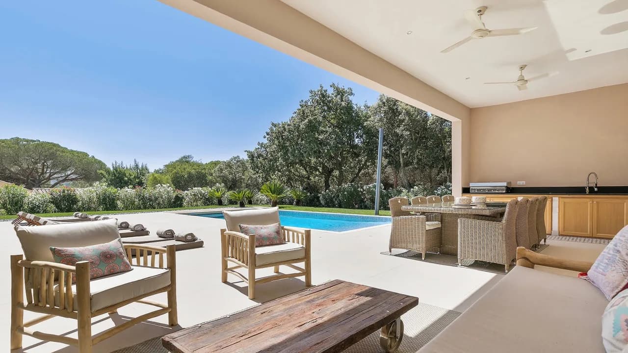 Stylish Ramatuelle Villa With Heated Pool photo 4