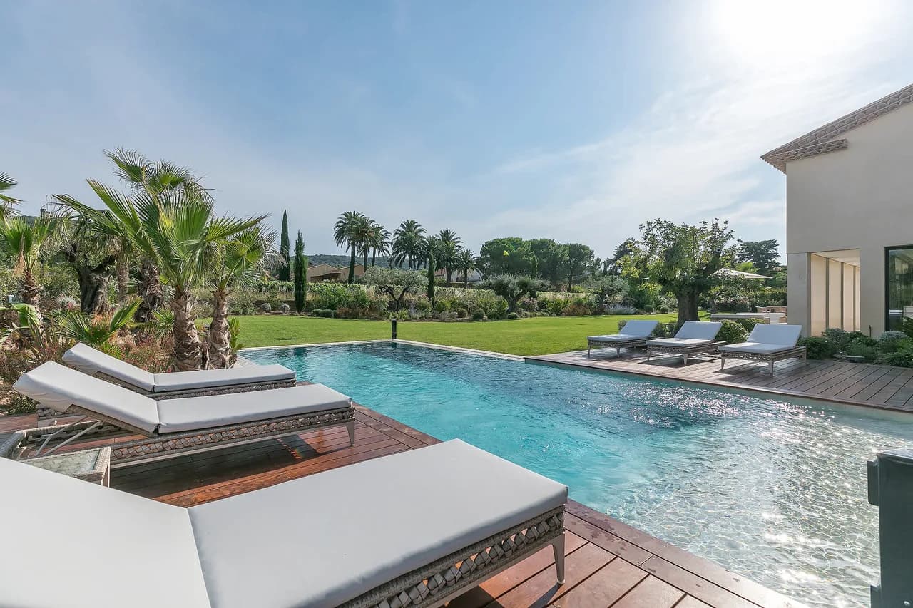 Alfresco Living Villa With Pool photo 5