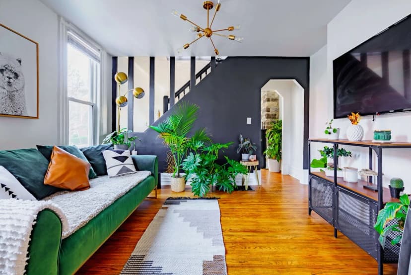 🌿 Welcome to the Jungle by Jungle House | Near Convention Center, OSU & Nationwide Arena | 5,800+ Reviews | Downtown & Short North | Walk to High Street | Free Parking