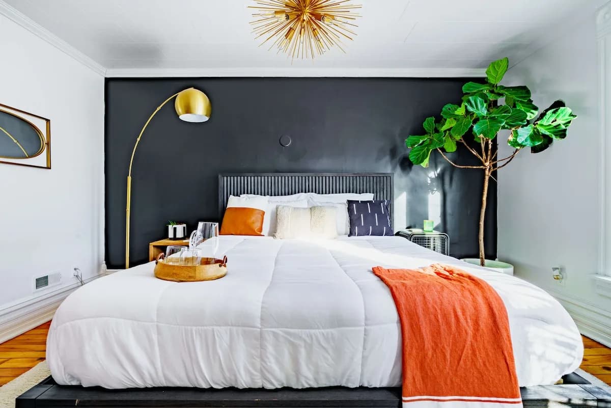 🌿 Welcome to the Jungle by Jungle House | Near Convention Center, OSU & Nationwide Arena | 5,800+ Reviews | Downtown & Short North | Walk to High Street | Free Parking photo 5