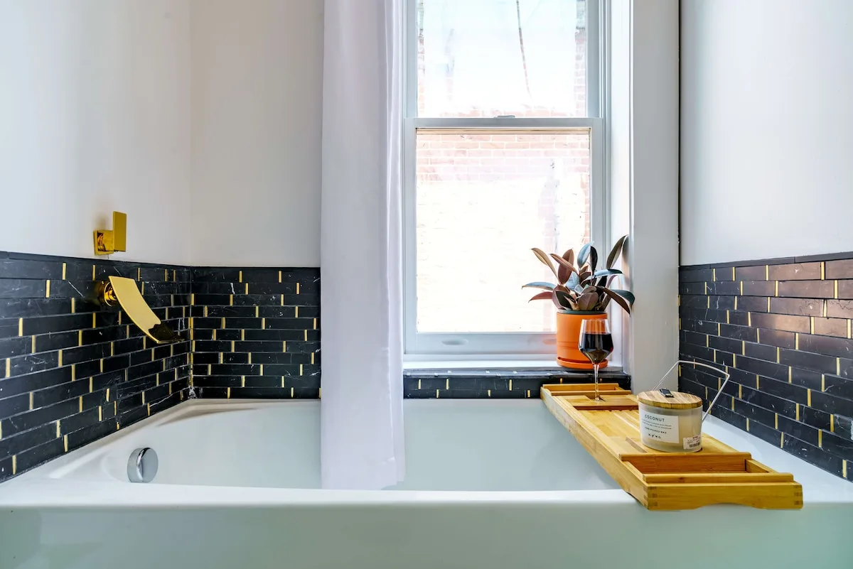 Two Bedroom Retreat in Downtown Ohio photo 5