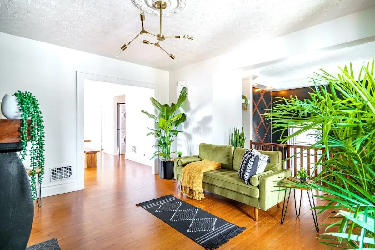 Bamboo Bungalow in Downtown Ohio