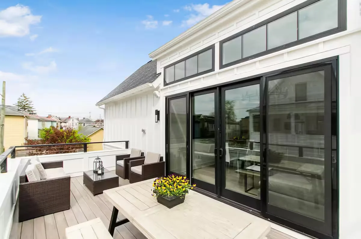 🌿Jungle Sol by Jungle House | Downtown & Short North | Garage Parking | 5,800+ Reviews | Near Convention Center & Nationwide Arena & Ohio State | Walk to High Street photo 3