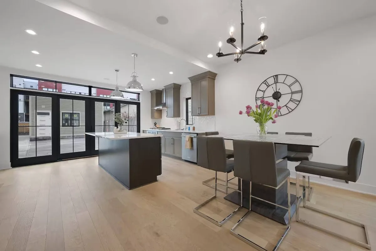 Charming Three Bedroom Retreat in Downtown Ohio